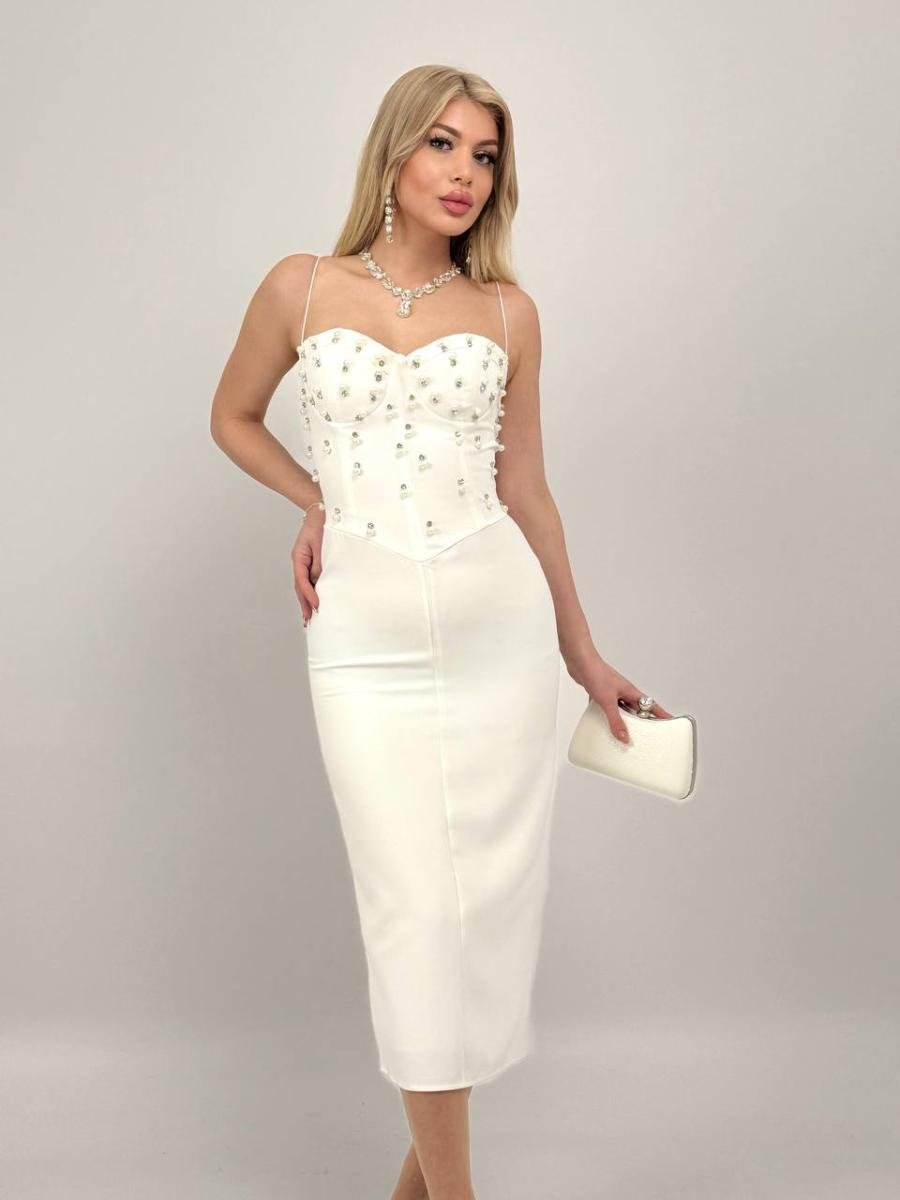 فستان ميدي بتصميم كورسيه مُرصّع باللؤلؤ (Pearl-Embellished Corset Midi Dress) - صورة 1