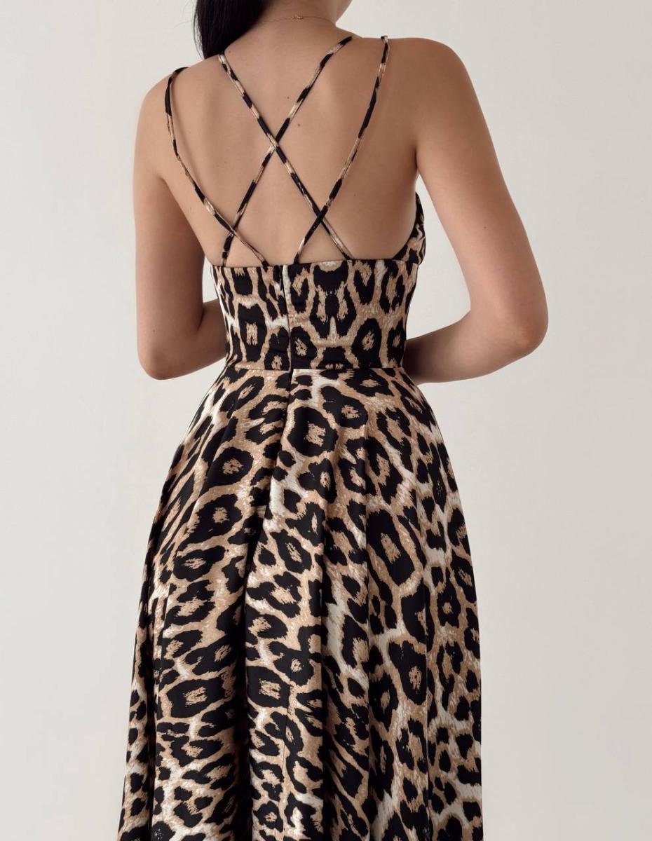 فستان ميدي بنقشة النمر وقَصّة واسعة بحمالات مزدوجة (Leopard Print A-Line Midi Dress) - صورة 1