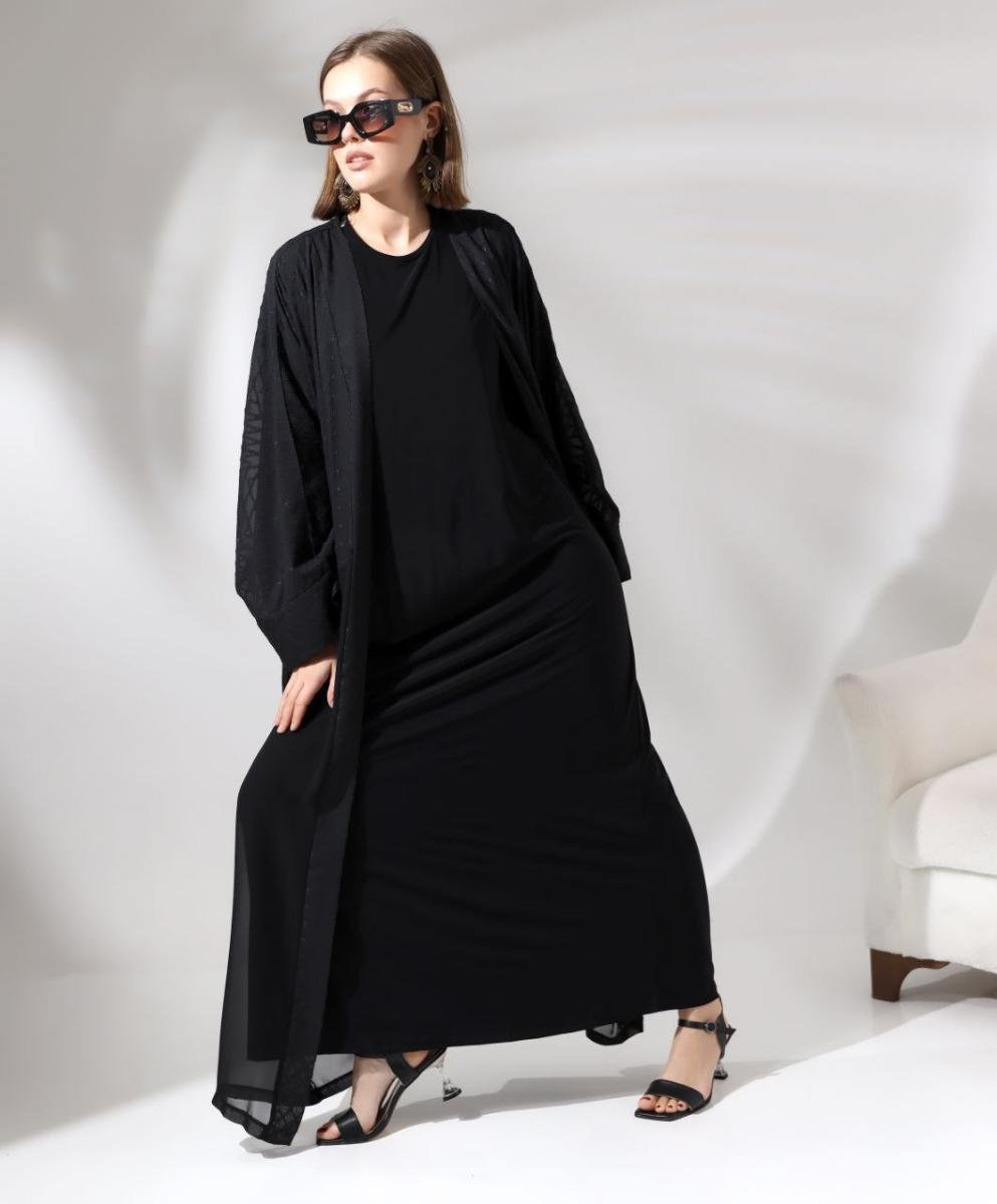 طقم فستان وفاخر بلونين مع كيمونو محبوك بنقوش هندسية (Two-Tone Kimono Abaya Set) - صورة 3