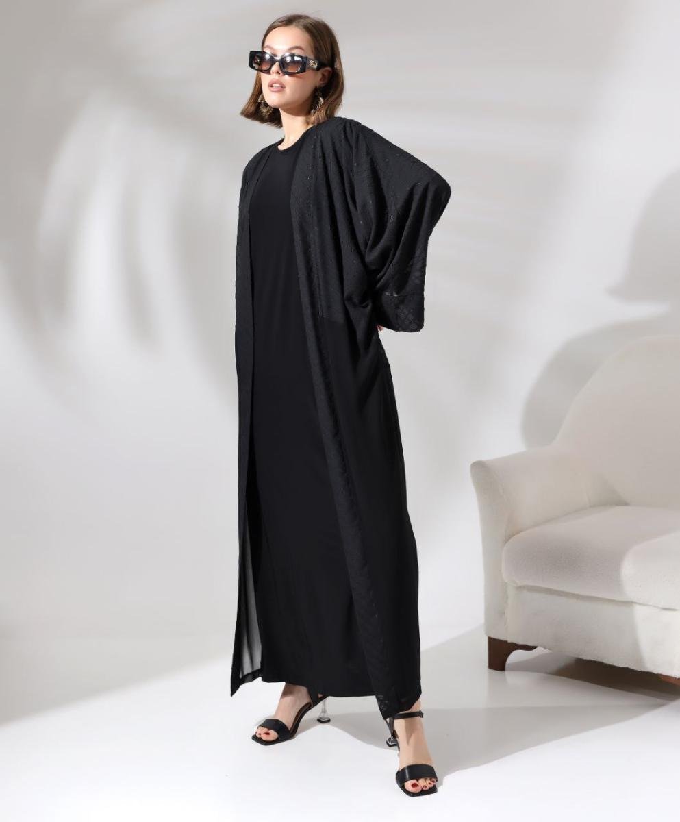 طقم فستان وفاخر بلونين مع كيمونو محبوك بنقوش هندسية (Two-Tone Kimono Abaya Set) - صورة 4