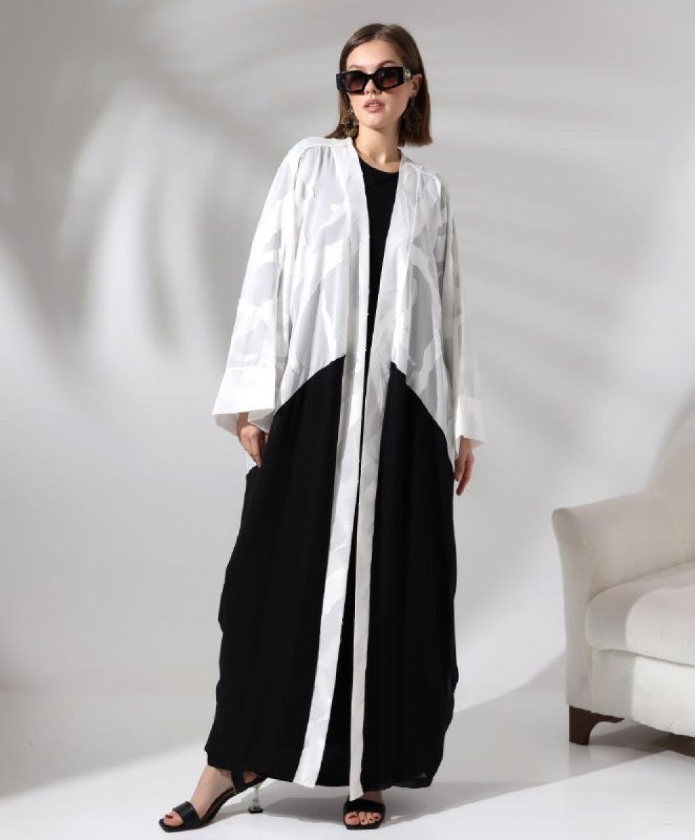 عباية فستان كيمونو فاخرة بلونين بتصميم مفتوح ونقوش بارزة (Two-Tone Open Kimono Abaya) - صورة 2